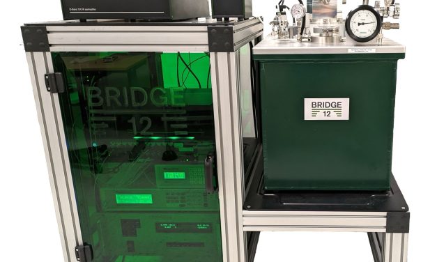 Next-generation EPR spectrometer at reduced costs, footprint and weight