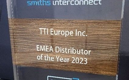 Smiths Interconnect unveils Distributors of the Year